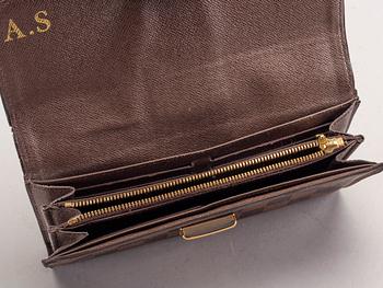 Louis Vuitton, wallet.
