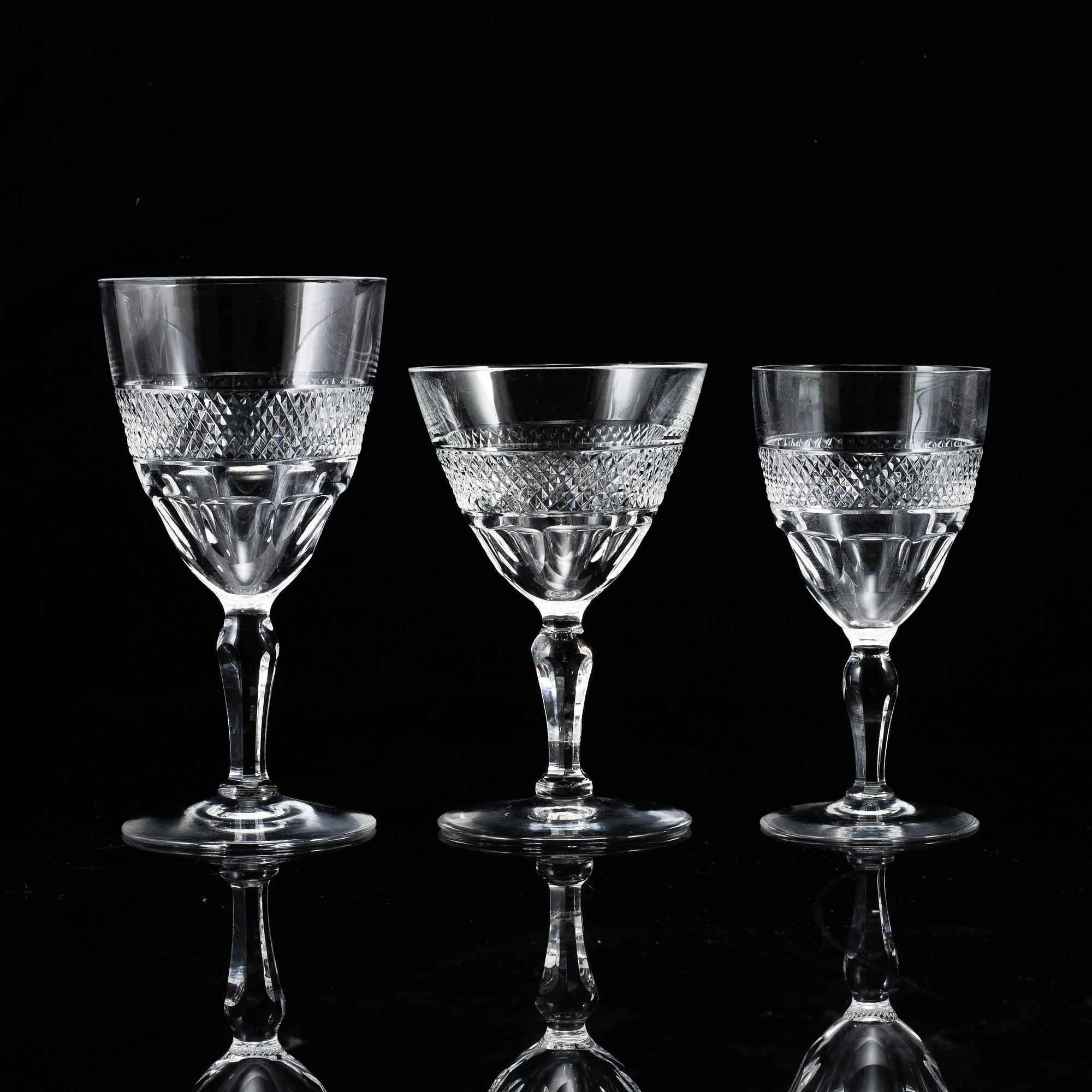 An Edward Hald part 'Rio' glass service, Orrefors (28 pieces).