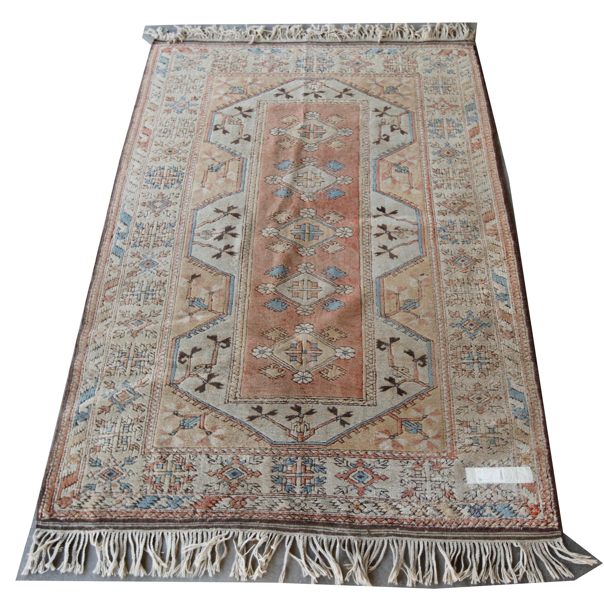 MATTA, orientalisk, old, 160 x 230.