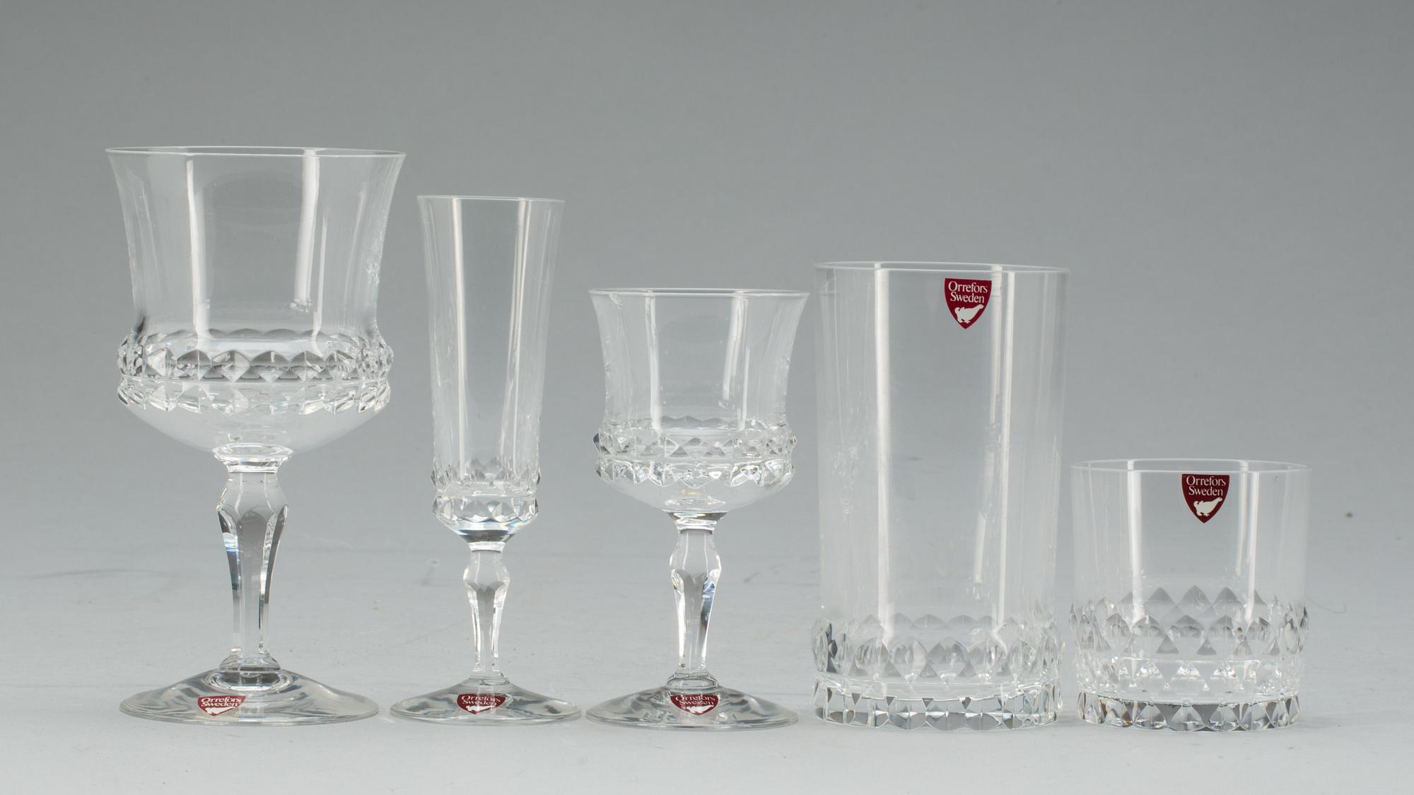 GLASSERVIS, 58 delar, "Silvia", Orrefors.