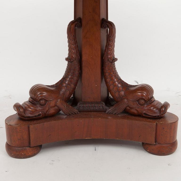 BORD, biedermeier, 1800-talets senare hälft.