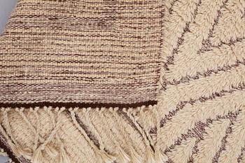 Ebba Swedenborg, MATTO, "Björnar", knotted pile in relief, ca 219 x 115 cm, designed by Ebba Swedenborg, Södra Kalmar Läns Hemslöjd.