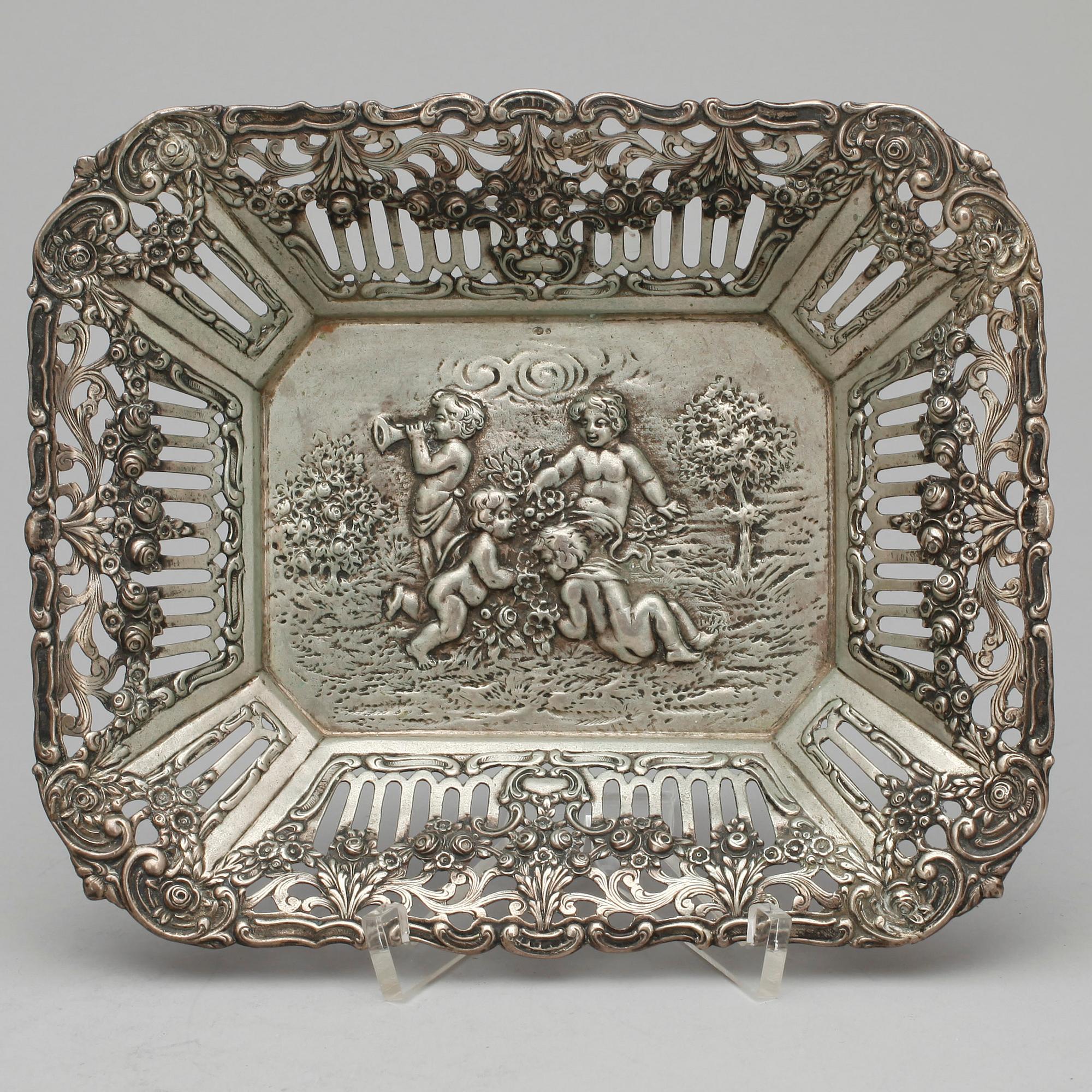 PARTI SILVER, 13 delar, bl.a. MGAB, Uppsala, 1954. Vikt ca 1370g.