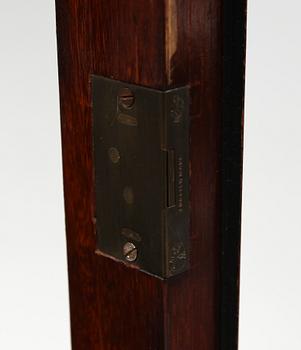 VITRINSKÅP, England, 1900-talets första hälft.