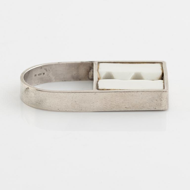 Anton Michelsen, ring, silver with porcelain, Denmark 1960-70's.