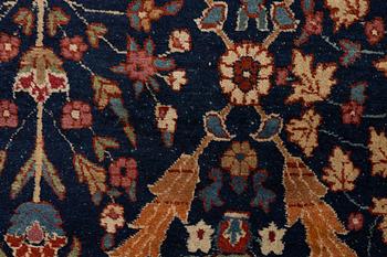 A carpet, antique Tabriz, ca 470 x 312,5 cm.