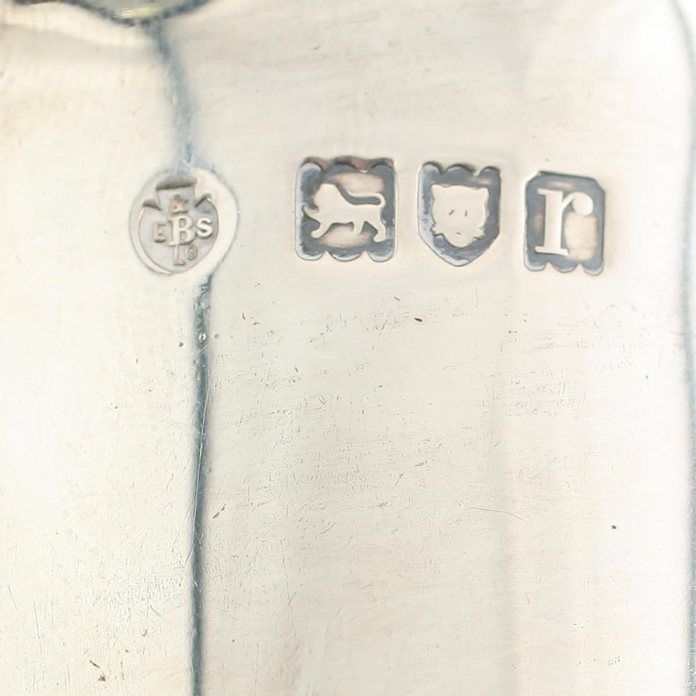 MUGG, silver, London 1912. Vikt ca 130 gram.