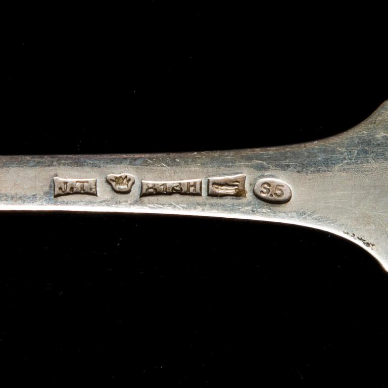 MAT- OCH FISKBESTICK, 30 delar, silver, "Mussla", finska stämplar, 1919-23. Totalvikt 1078,8 g.