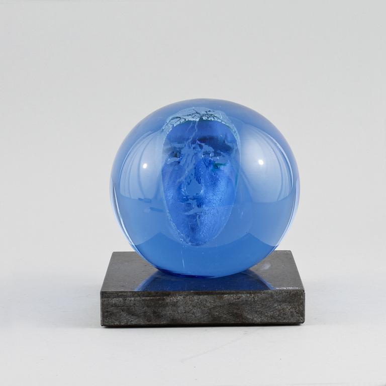 SKULPTUR, glas, Bertil Vallien, Kosta Boda, signerad, 1900-talets slut.