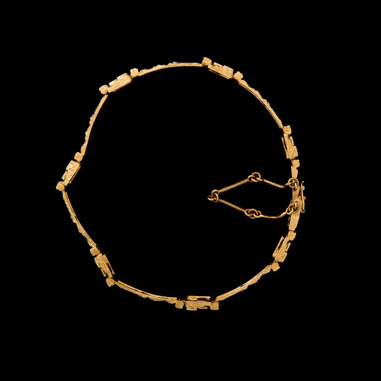 BRACELET, "Timanttietapit", 8/8 cut diamonds, 18K gold. Lapponia 1975.