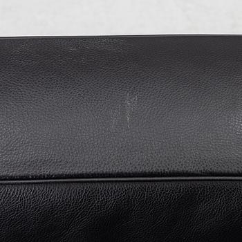 Le Corbusier, Pierre Jeanneret & Charlotte Perriand, soffa"LC3", Cassina, Italien.