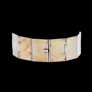 A Wiwen Nilsson gilded sterling silver bracelet Lund 1961 weight 54,4 grm.