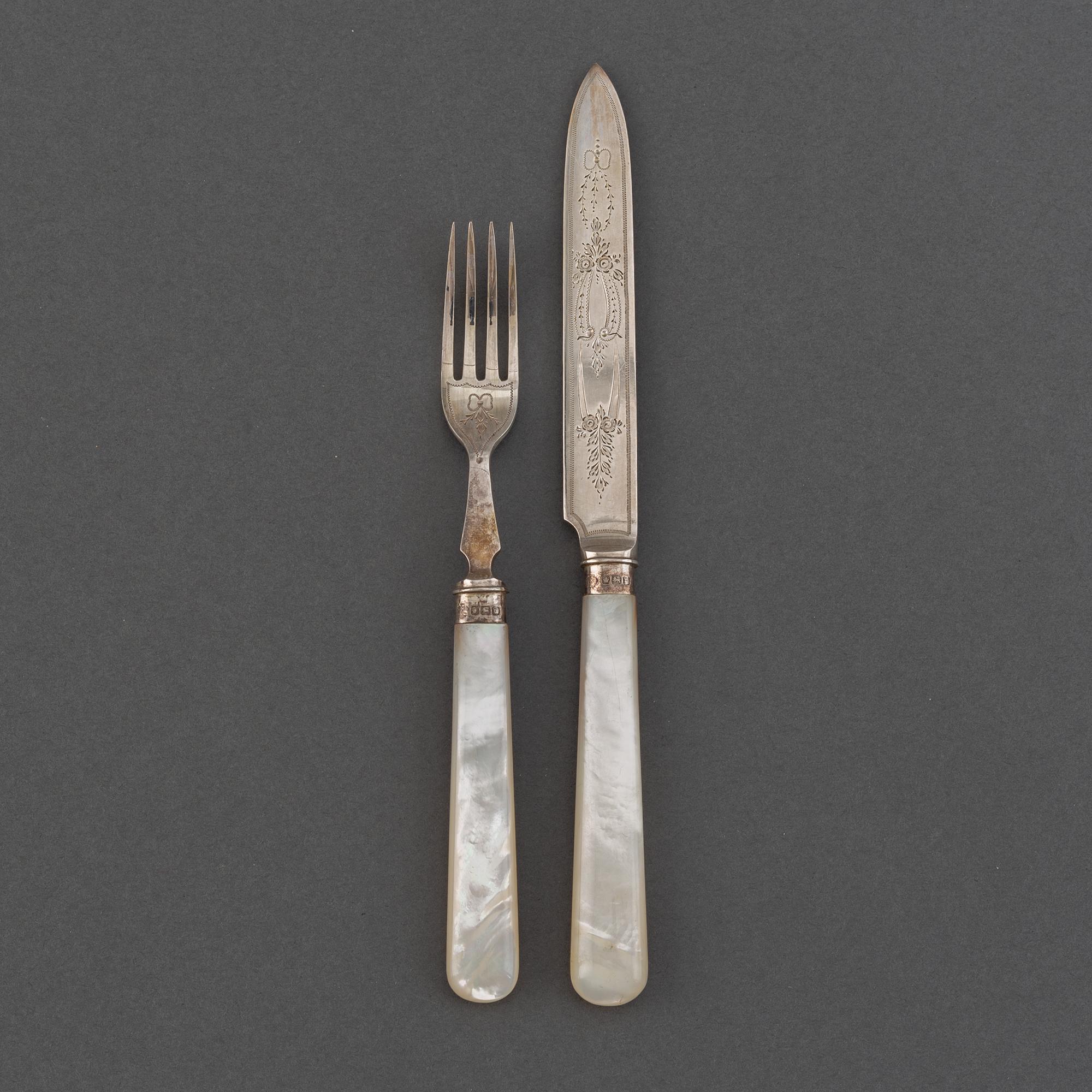 Fruit cutlery, 24 pcs, silver, silver plate and mother of pearl, William Hutton & Sons Ltd, Sheffield, 1914.