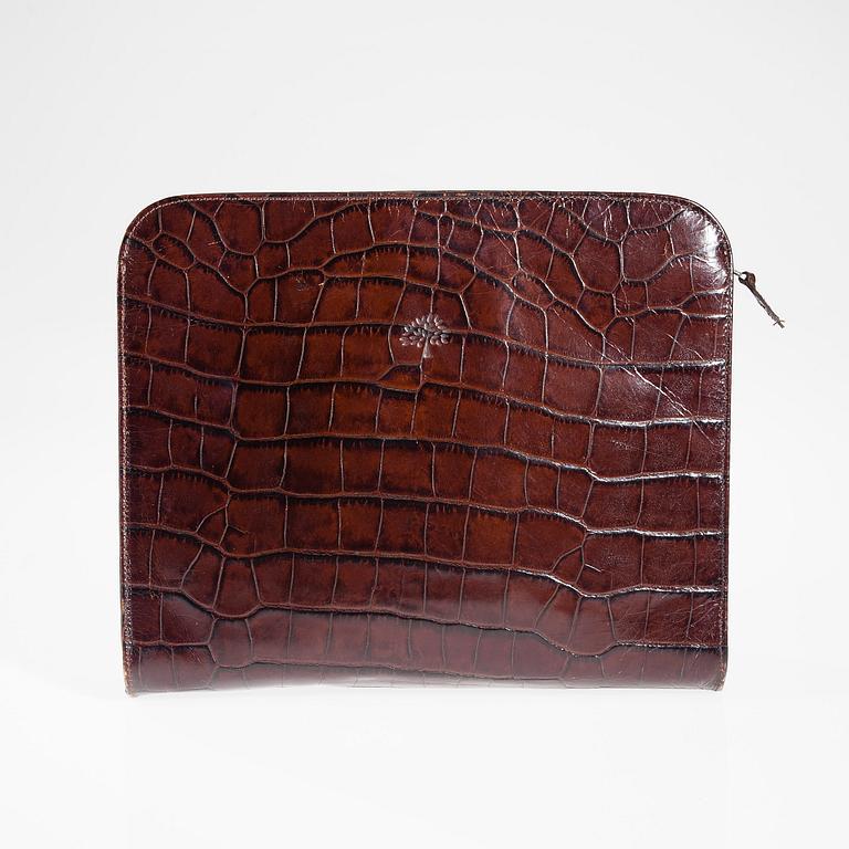 VÄSKA, Mulberry by Roger Saul.