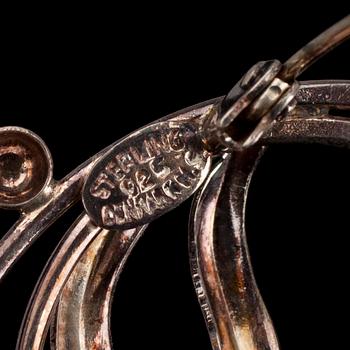 HALSSMYCKEN, 2 st, BROSCH, 925 silver, syntetiska stenar.