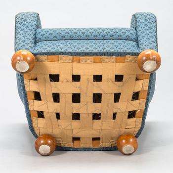 MÄRTA BLOMSTEDT, an 'Aulanko-model' armchair. Designed in 1939.