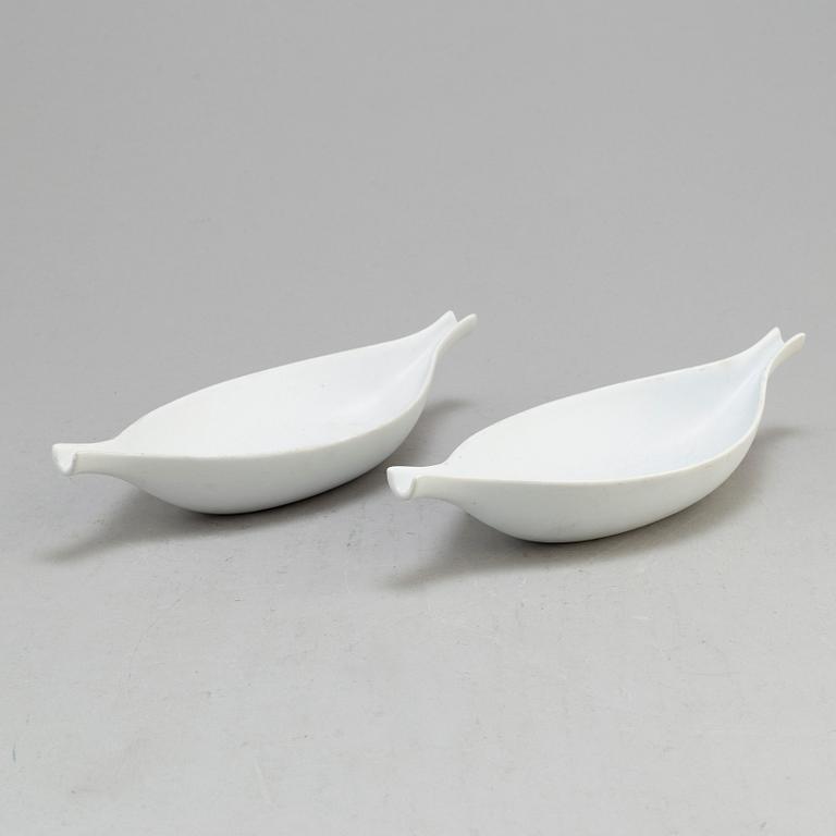 Two plus two stoneware bowls, 'Veckla' and 'Reptil", by Stig Lindberg, Gustavsberg, second half of the 20th century.