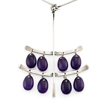 Vivianna Torun Bülow-Hübe, a necklace with a pendant, No. 160 and No. 35, sterling silver  with amethyst, for Georg Jensen, Copenhagen.