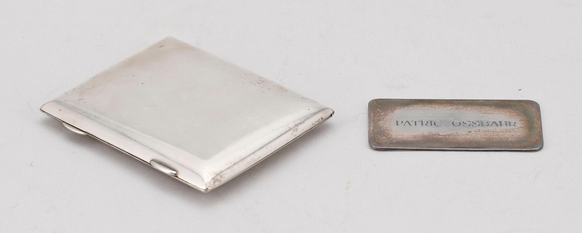 CIGARETTETUI resp FRIBILJETT, silver, bla C G Hallberg, 1891 samt 1968.