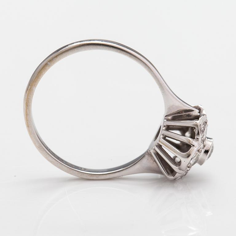 An 18K white gold ring with diamonds ca. 0.54 ct in total according to engraving. Finnish import marks.