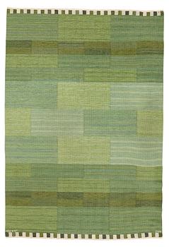 Marianne Richter, Matto, "Muren grön", flat weave, ca 250,5-254,5 x 172-173 cm, signed AB MMF MR.