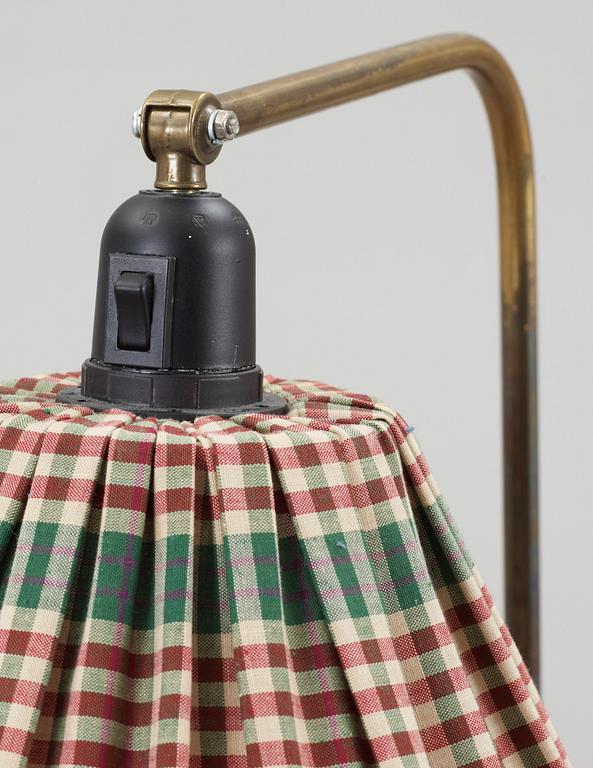 GOLVLAMPA, Modell 1842, Josef Frank, Firma Svenskt Tenn, 1900-talets mitt.