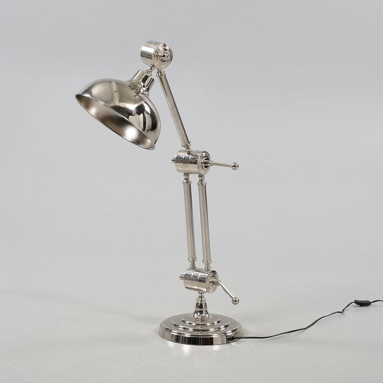 BORDSLAMPA, omkring år 2000.