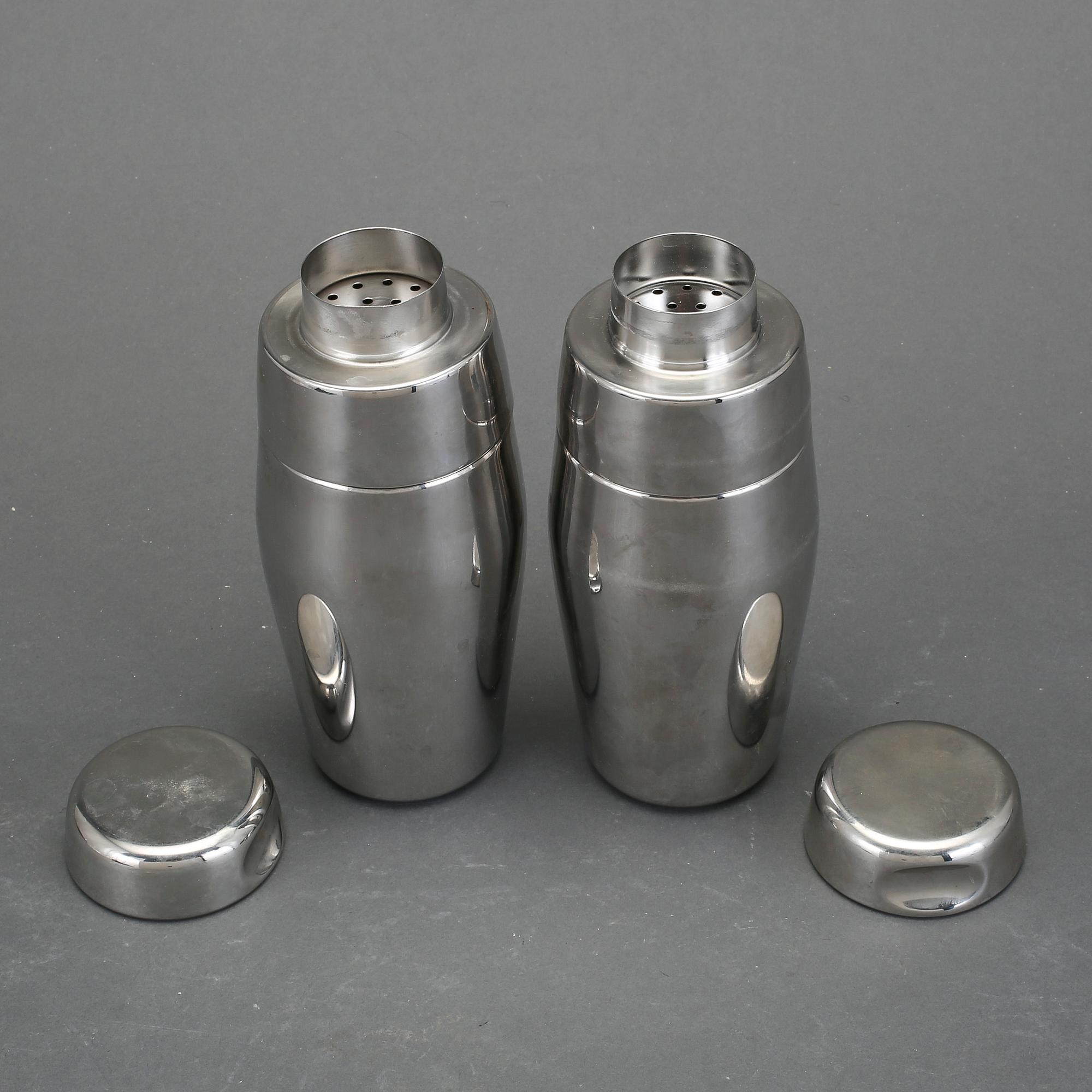 SHAKER, ett par, vitmetall, Alessi, 1900-talets andra hälft.