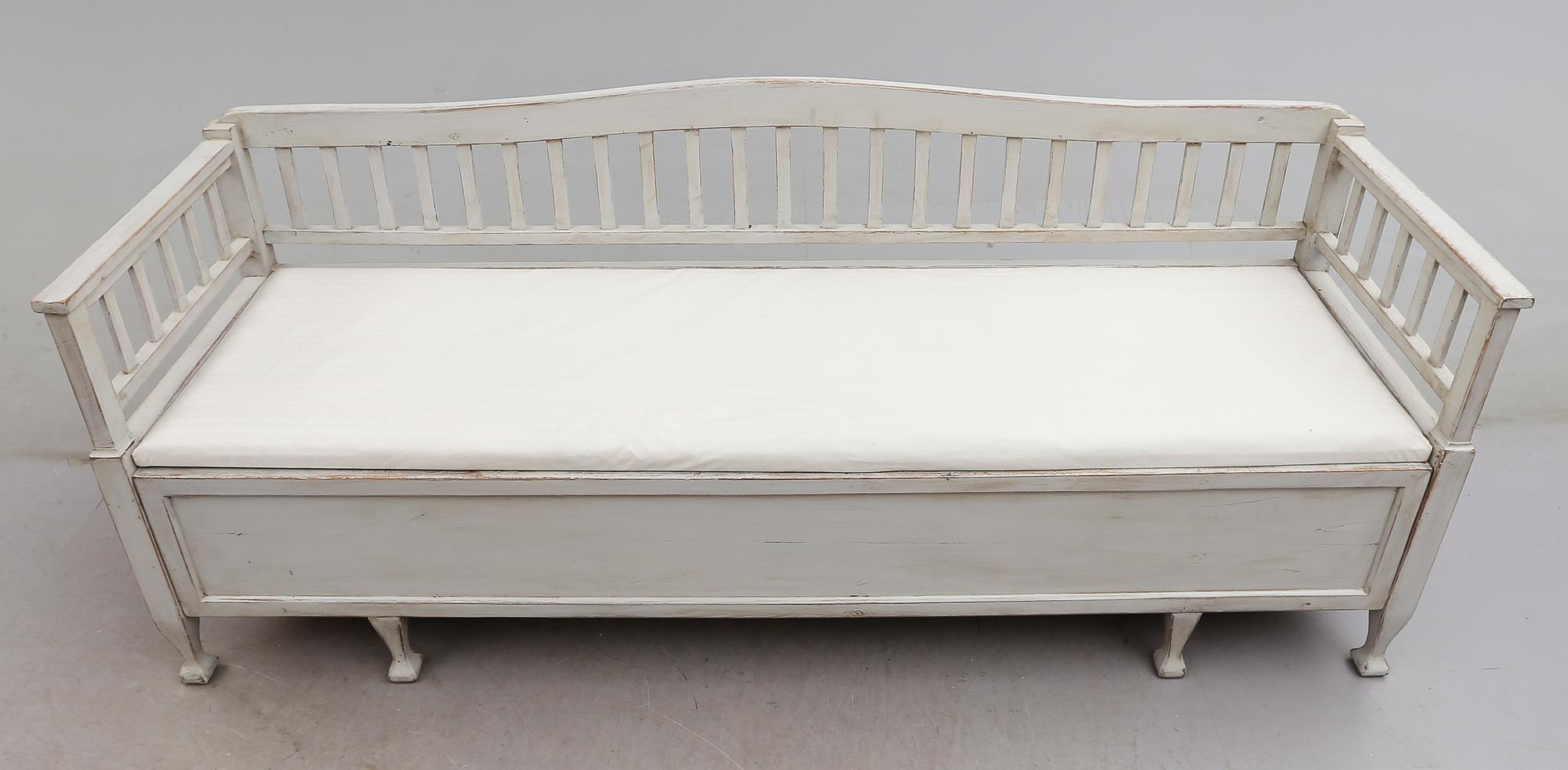 SOFFA, 1900-talets första hälft.