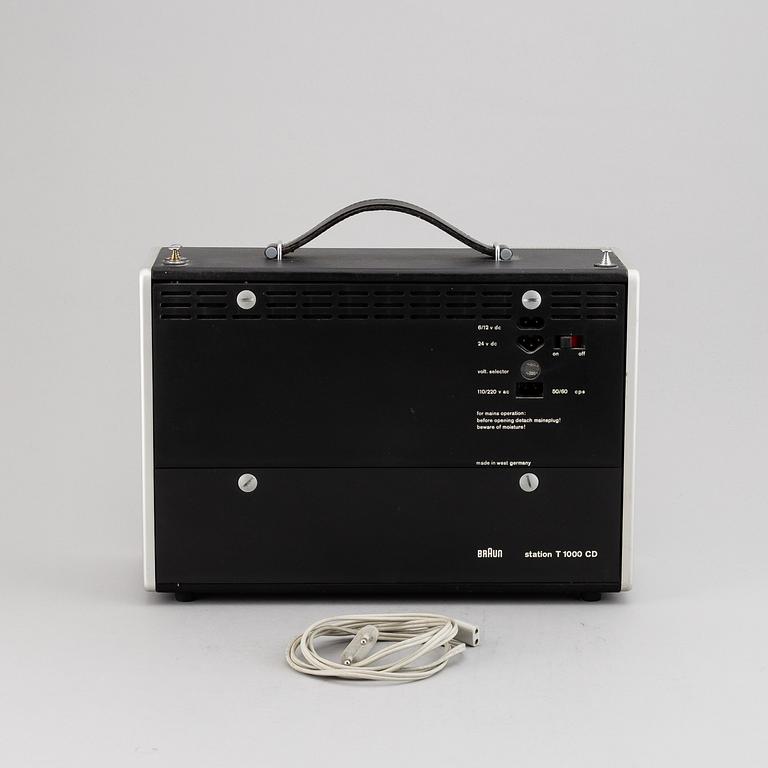 A T1000 radio, designed by Dieter Rams för Braun 1962.