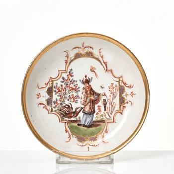 Kopp med fat, porslin. Meissen, 1730/40-tal.