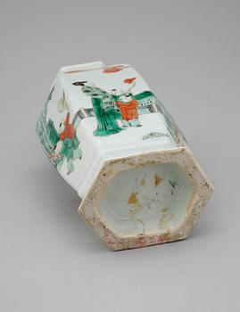 VAS, porslin, Kina, 1800-tal.