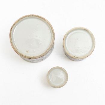 A five piece famille rose Canton box set, Qing dynasty, 19th century.