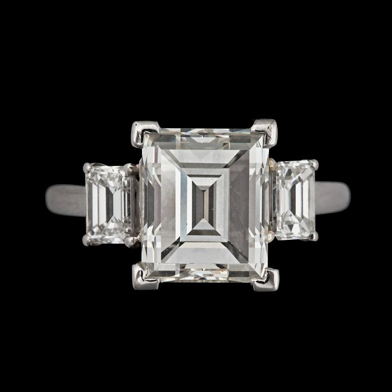 A baguette cut diamond, total carat weight circa 3.25 cts I/VVS, ring.