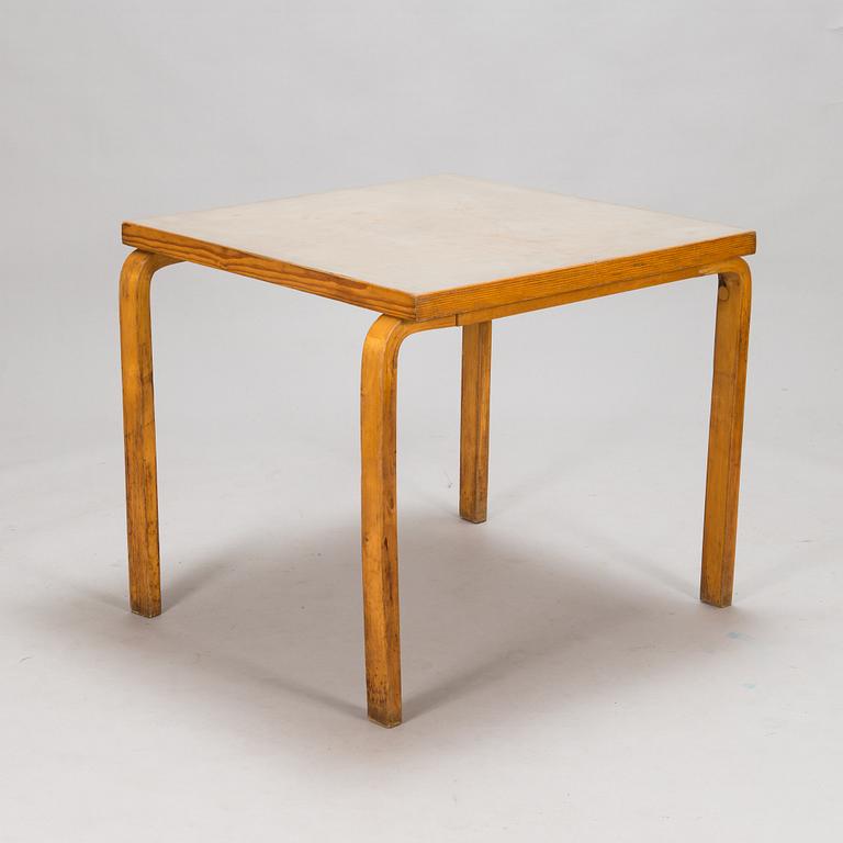 Alvar Aalto, Pöytä, Artek 1900-luvun puoliväli.