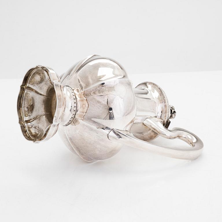 A silver coffee pot, Suomen Kultaseppä oy, Turku, Finland 1925.