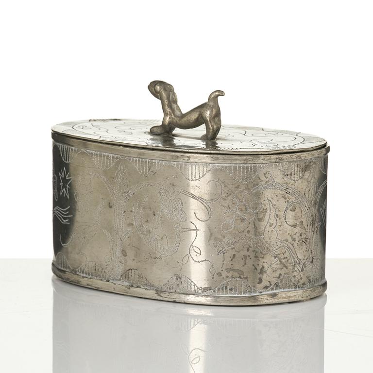 Nils Fougstedt, a Swedish Grace lidded box, Stockholm, 1923.