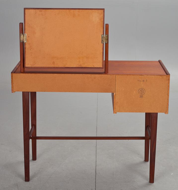 TOILETTBORD, 1950-60-tal.