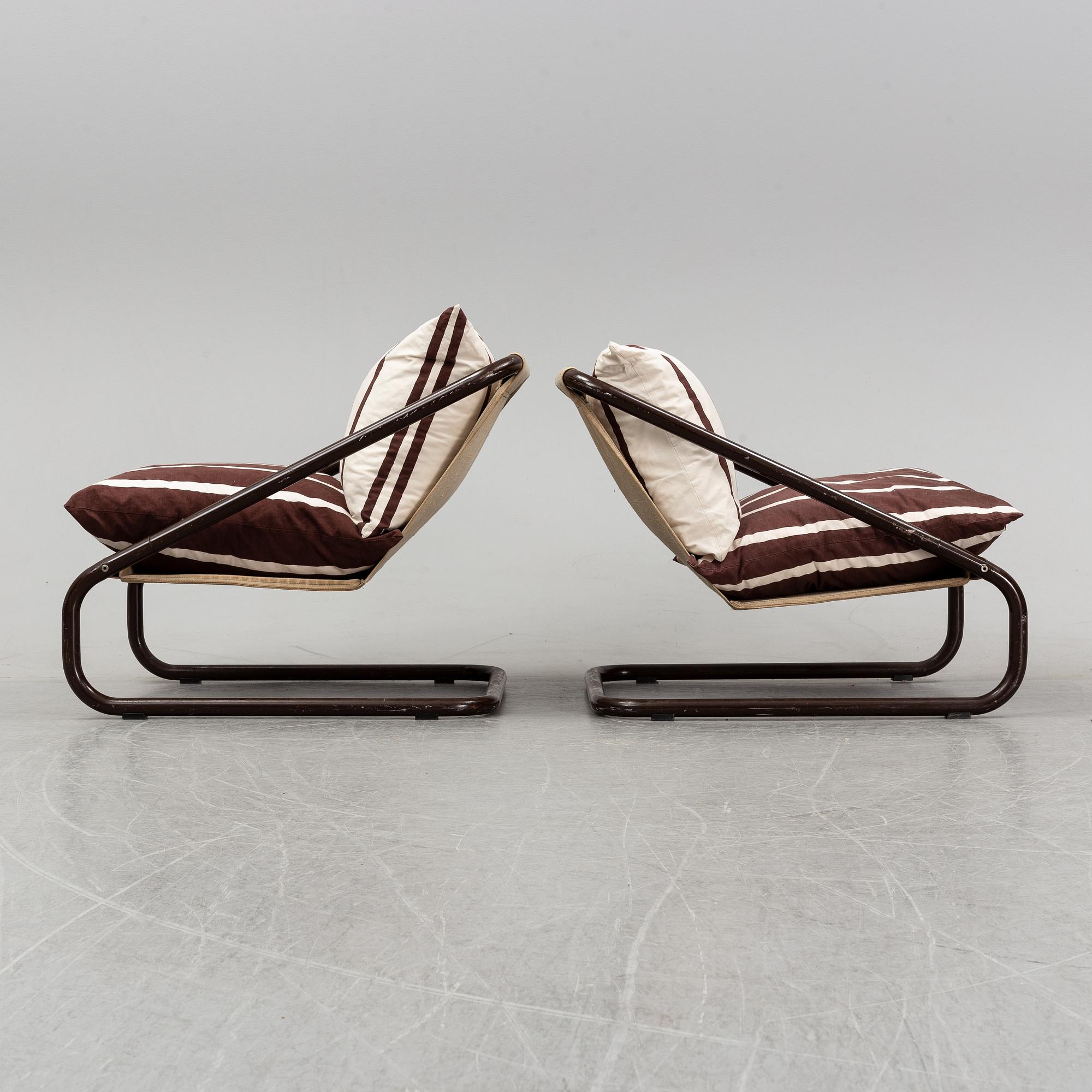 Charlotte Rude & Hjördis Olsson-Une, a pair of 'Gogo' easy chairs, IKEA, 1970's.