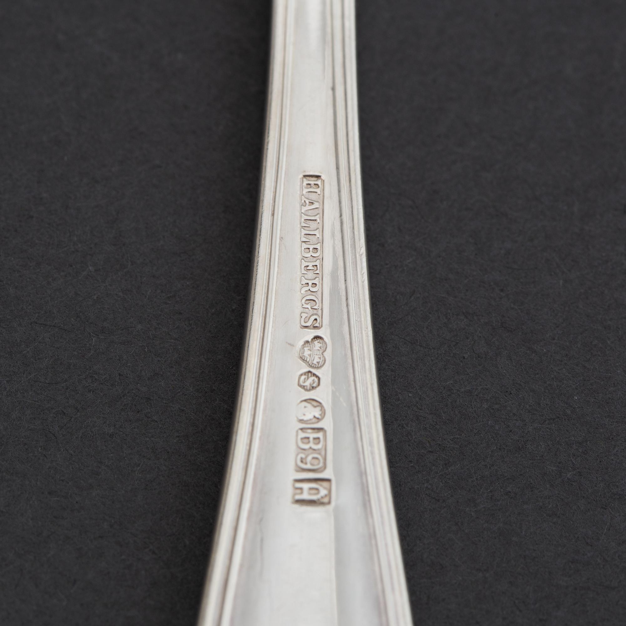 A silver cutlery, CG Hallberg, 'Kungsholm'. (109 pc).