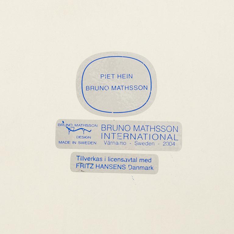 Bruno Mathsson & Piet Hein, matbord, "Superellips", Bruno Mathsson International, 2004.