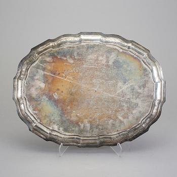 BRICKA, silver, Benzen, Köpenhamn 1899. Vikt ca 1700 gram.