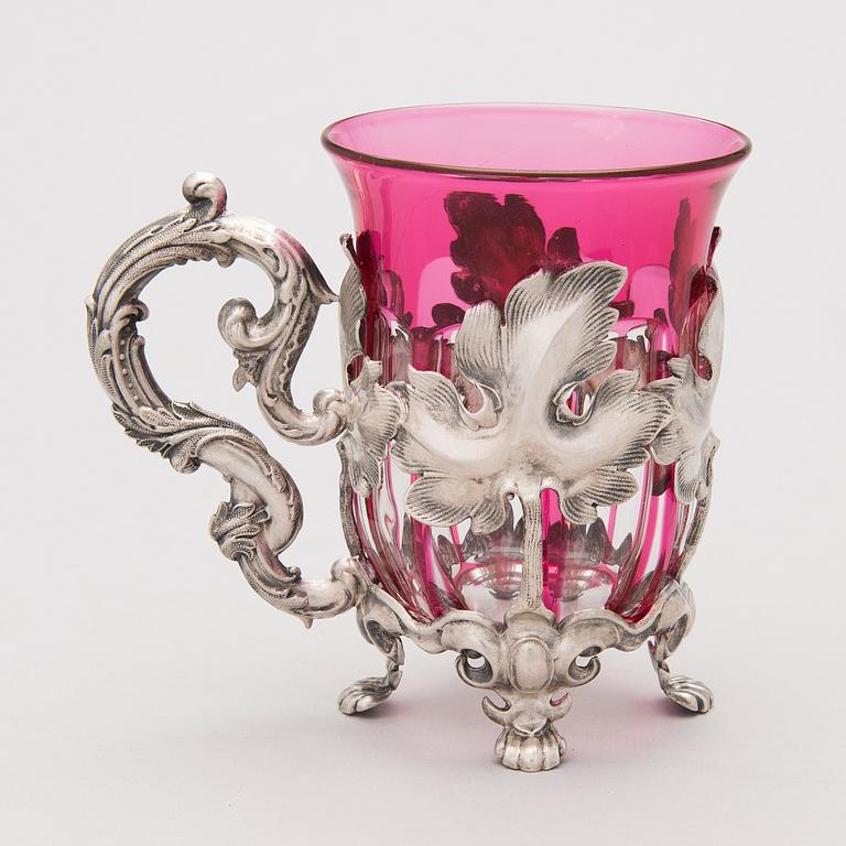 TEGLASHÅLLARE, silver och glas, Carl Gustav Ekqvist, St:Petersburg 1850-tal.