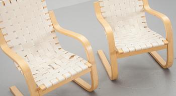 FÅTÖLJER, ett par, "Modell 406", Alvar Aalto, för Artek, Finland.