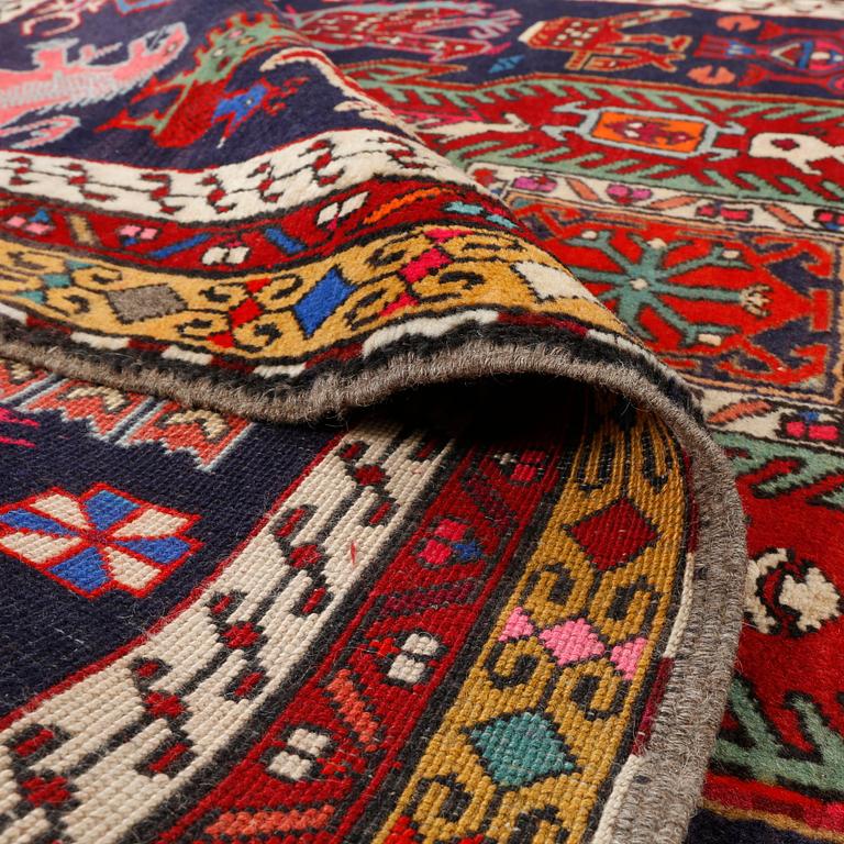 MATTA, Meshkin, 335 x 120 cm.