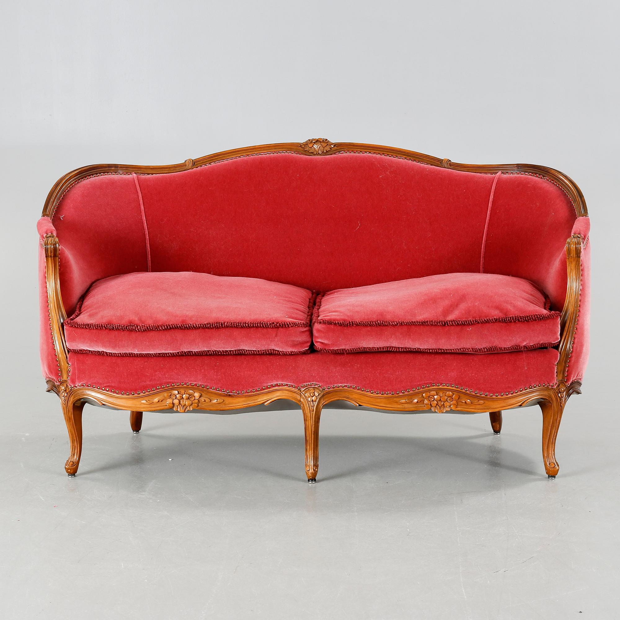 A sofa in the style of rococo by Lani, Malmö, second half of the 20th century.