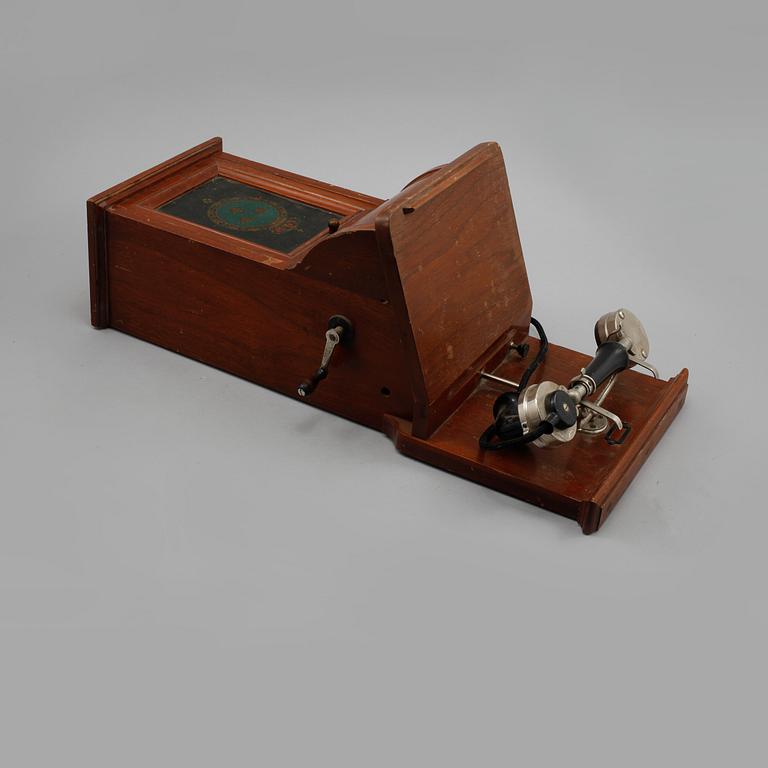 VÄGGTELEFON, Telegrafverkets verkstad, Nynäshamn, 1900-talets början.