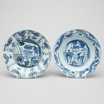 A group of four Chinese kraak porcelain plates, possibly Ming (1368-1644).