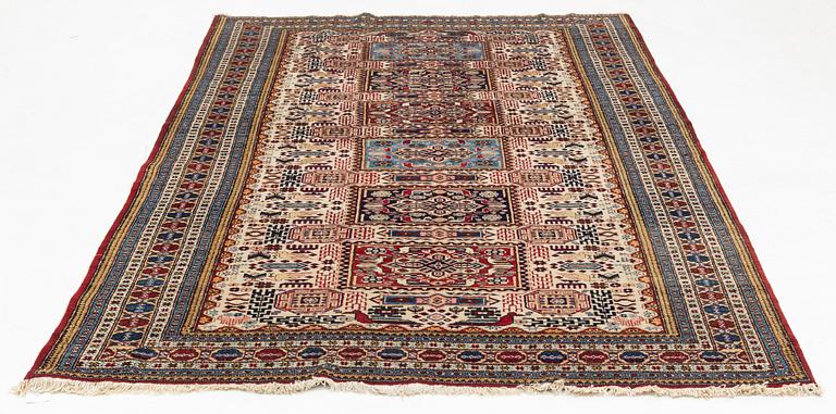 Matta, Semiantik/old, Ardebil, ca 262 x 168 cm.