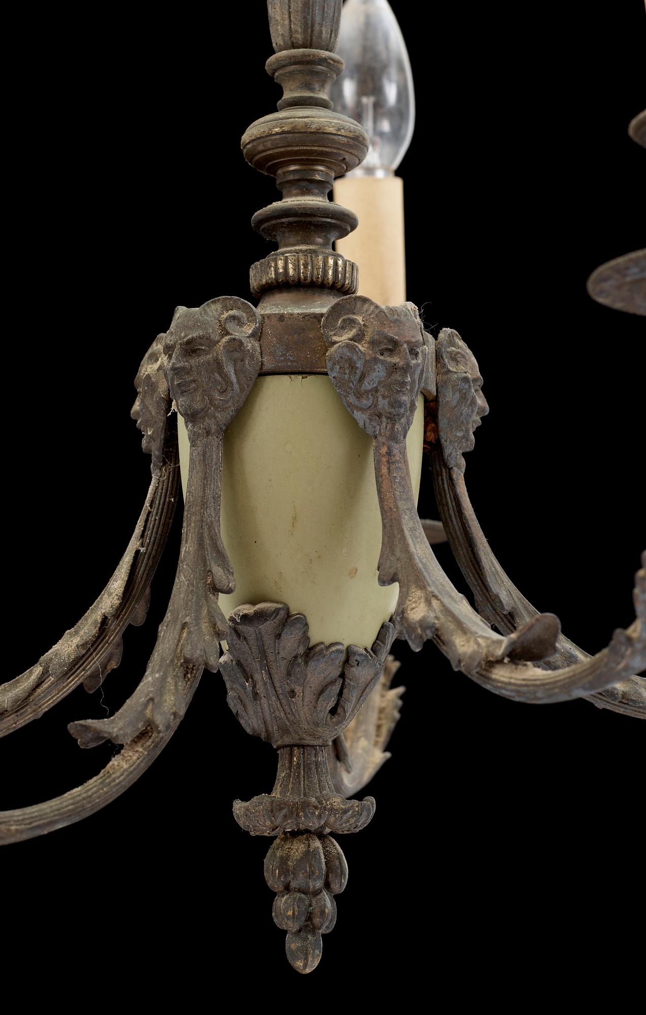 LJUSKRONA, brons samt metall, sent 1800-tal. Höjd: 48 cm.